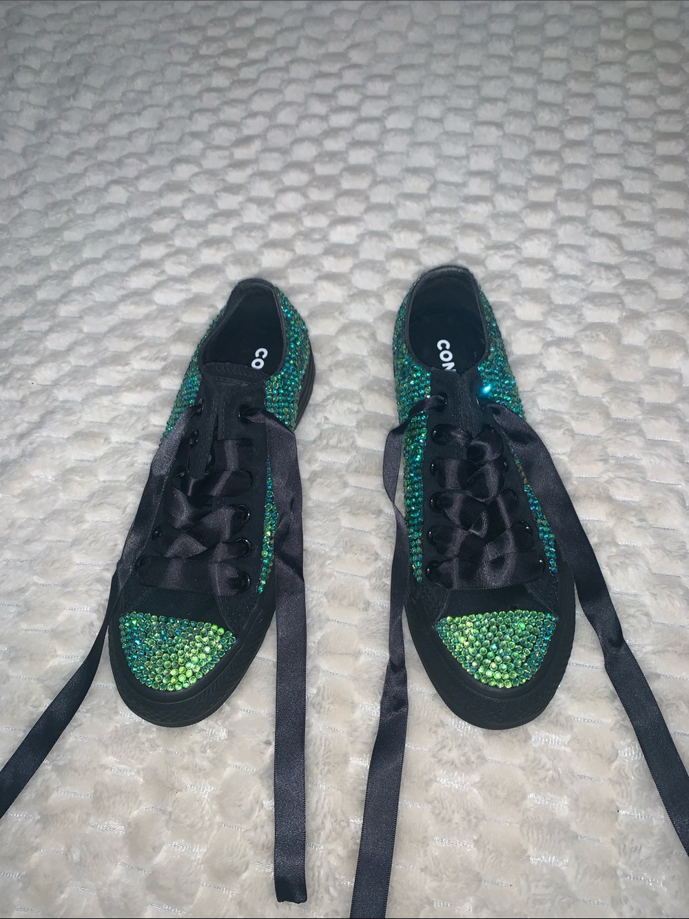 Converse Green Crystal Low-Top Sneakers with Black Ribbon Laces, Size 7